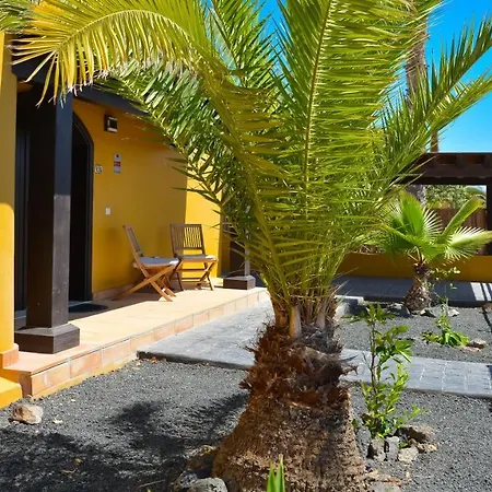 Papagayo Deluxe - Pool View